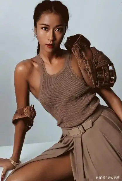 皮肤黑黄的女生,尽量避开这4种颜色的衣服,巧妙穿搭显白显气色