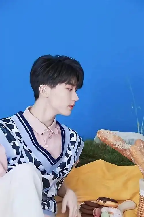 啊!原来是我老公马嘉祺 删除 赞回应 来自 豆瓣app