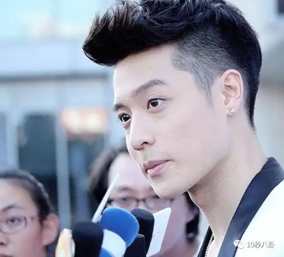 现在的颜值和身材缩水打折了,但之前颜还是能打的——石正祥elroy