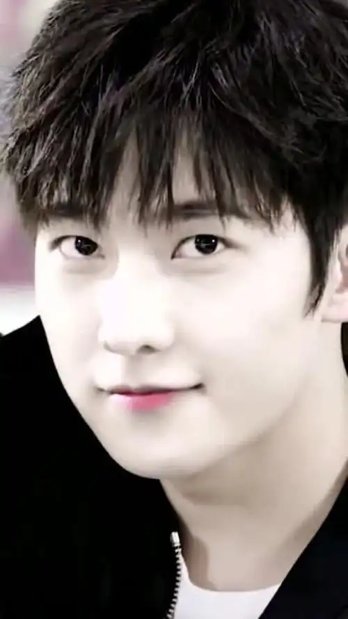 杨洋,微笑好有感染力,太帅了!