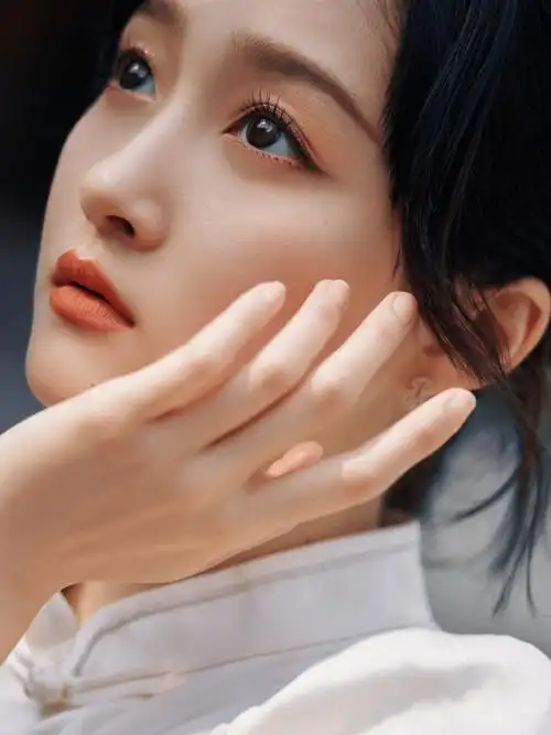 关晓彤白旗袍##诗画中国