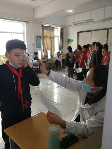 "为健康保驾护航"——警民小学学生体检美篇