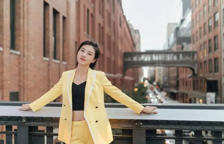 斓曦优雅大气时尚写真图片45