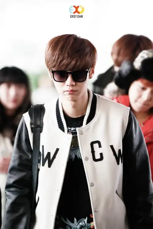 鹿晗# 嘟什么嘴呀小可爱