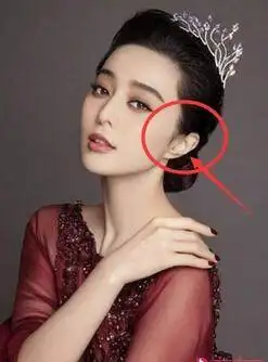 范冰冰耳朵超级丑 开眼角痕迹明显整容铁证曝光