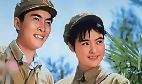 71岁"晚节不保",再多的名和利,已经拯救不了老艺术家唐国强