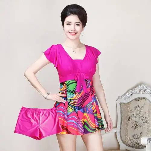 中老年人泳衣女妈妈款保守遮肚显瘦连体游泳衣泡温泉加肥大码泳装