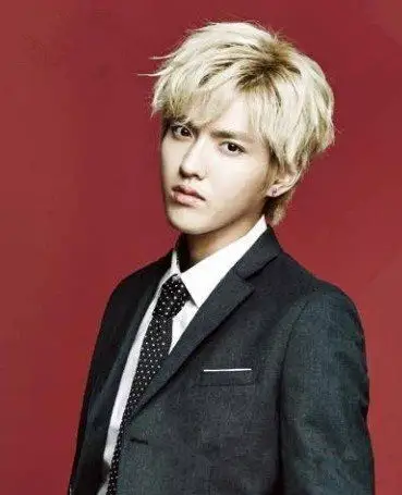 exo吴亦凡艺能主持多元发展 蜕变全能偶像