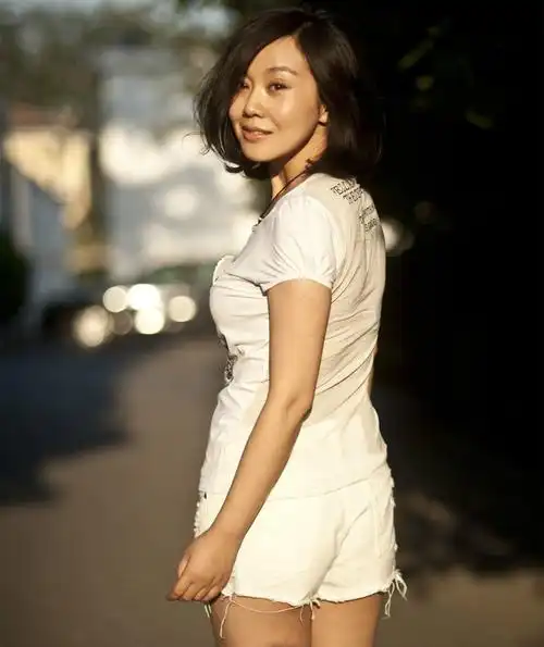 美女大比拼196【闫妮2】