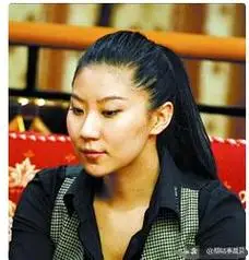 81岁得女17岁爱上父亲好友这7对忘年恋真的值得吗