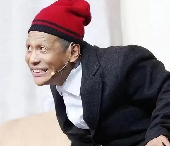 宋小宝成名后抛弃原配妻转身娶小8岁粉丝王雪现成人生赢家