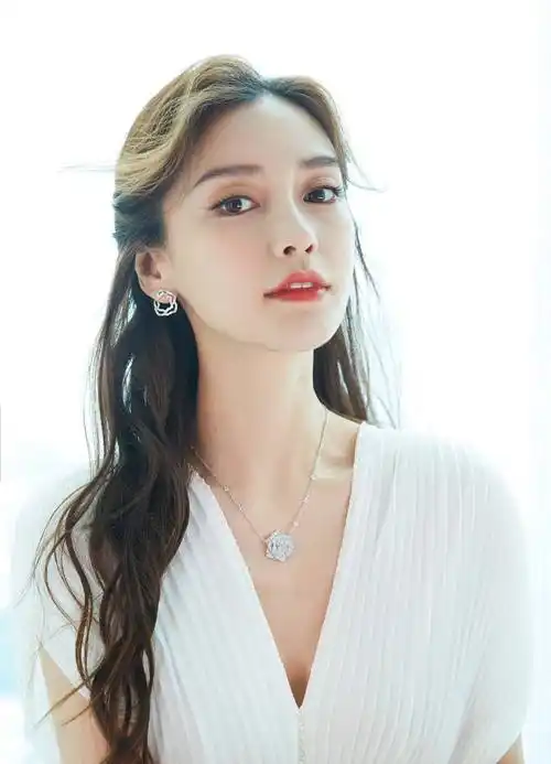 angelababy稀有美图_angelababy洗澡全身照