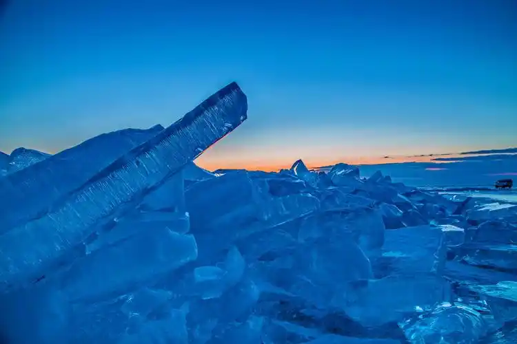 贝加尔湖——梦幻蓝冰