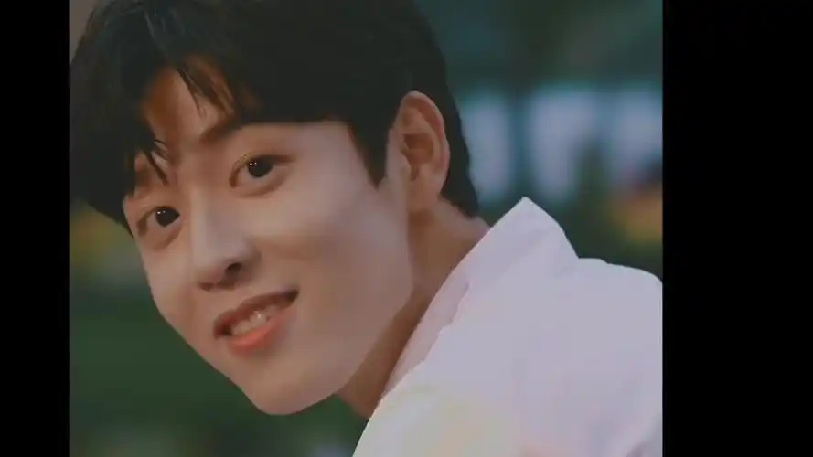 吴宇恒这脸太好看了