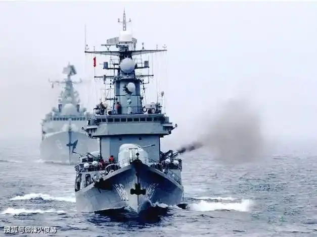中国的海军简直就是不堪一击只不过是一堆破铜烂铁而已