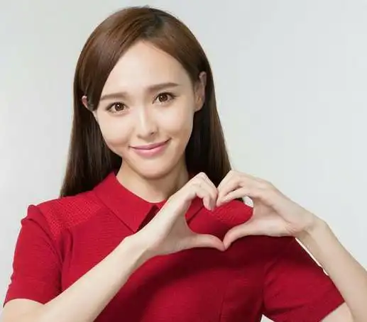 盘点明星花式比心,张一山比心比到吐,王源刘烨赵薇笑料百出