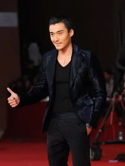 51岁胡兵悲痛发文,公布其母亲死讯,愿天堂没有病痛_网易订阅