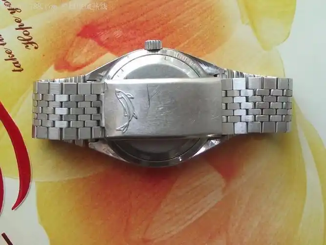 瑞士名表奥奇华:原装瑞士日历男表(亏本大平卖不议价)_手表/腕表