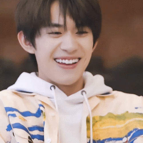 672_672gif 动态图 动图