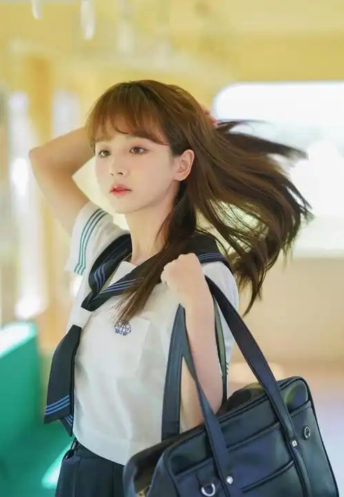 女生穿衣搭配技巧校园美女jk校服比拼