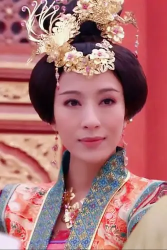 杨怡万贞儿