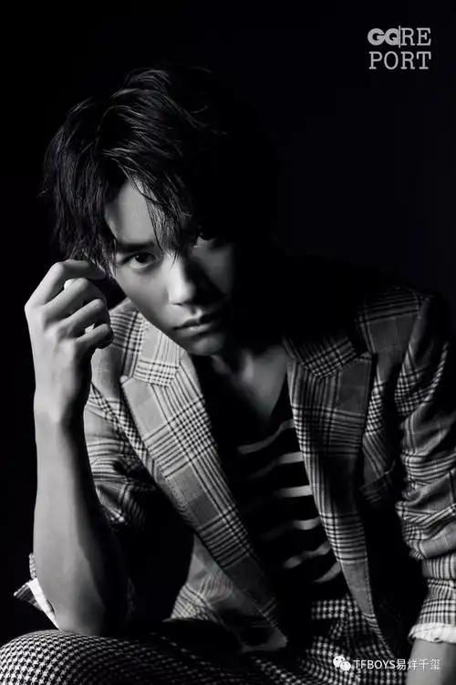 好厉害易烊千玺在控制自我情绪方面真的太值得我们学习了
