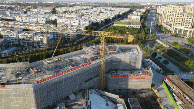 芦潮港社区邻里中心主体结构封顶了!