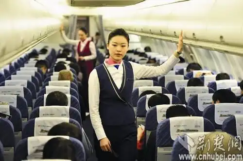 80后空姐镜头下的真实生活