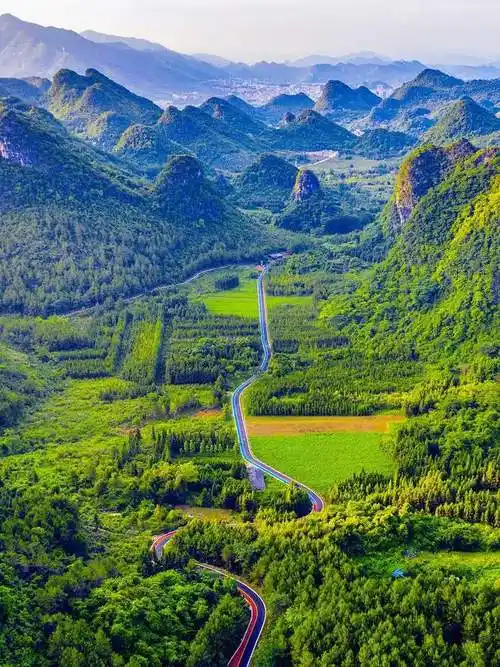 连南绿水青山变金山银山