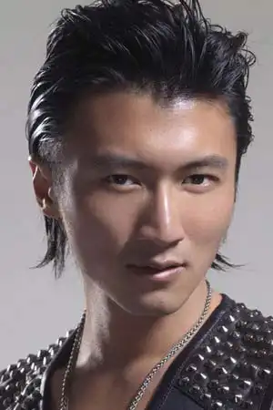 第三项:鼻梁正,鼻准丰