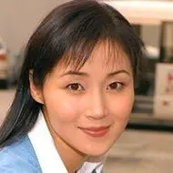 香港演员万绮雯qq头像长相很清纯身材也很高挑曼妙