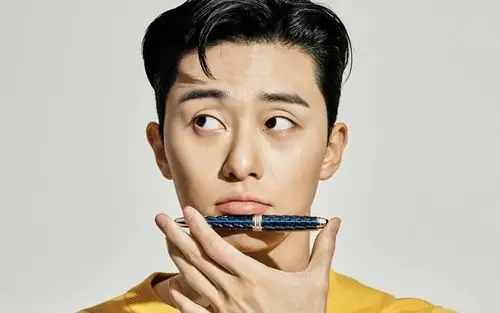 朴叙俊阳光帅气写真图片桌面壁纸_日韩明星_壁纸下载_美桌网