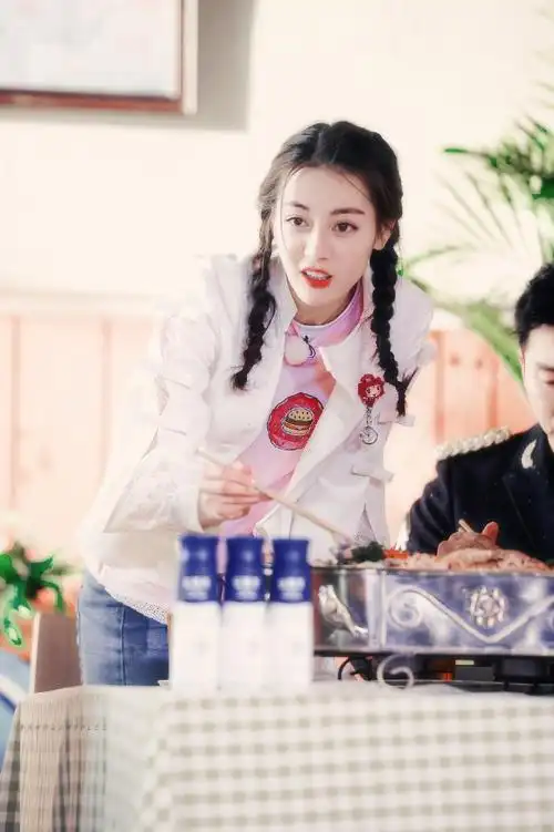 迪丽热巴 奔跑吧图集    #迪丽热巴