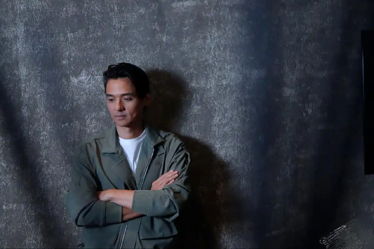 舒淇的老公冯德伦周末晒个人写真被指为这部电影打广告