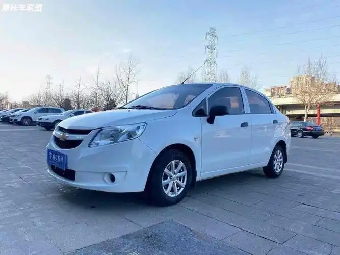 14年雪佛兰赛欧手动14首付3000开走精品车况