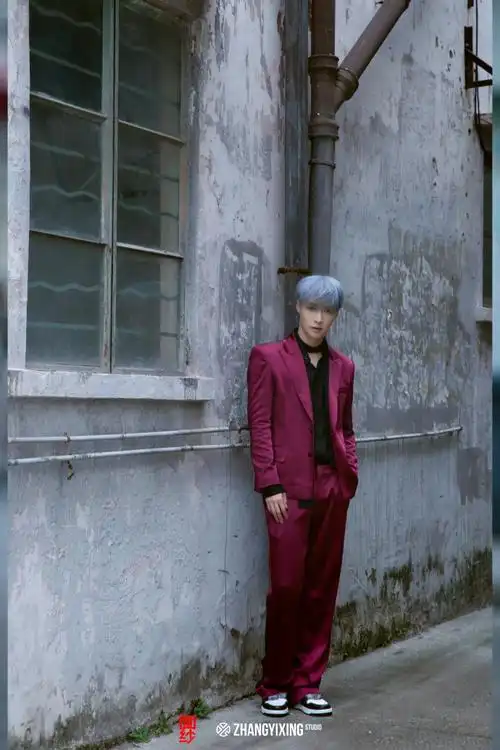 张艺兴面纱mv上线