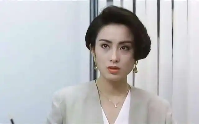 过不少作品,比如说《武状元苏乞儿》,《赌侠》,《逃学威龙》,《赌神》