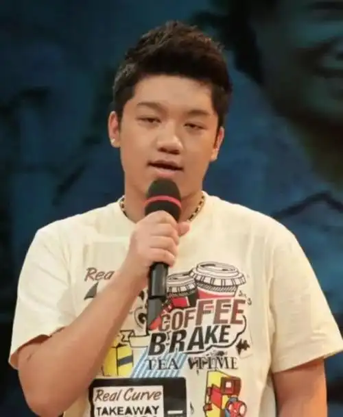 三年后尤浩然终于考上北影近照看懵众人网友怎么瘦下来的