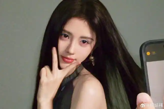 鞠婧祎千香引##鞠婧祎姜黎非