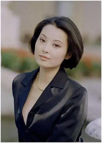 袁立本是快乐的杜小月却因4个痴情男人改变一生