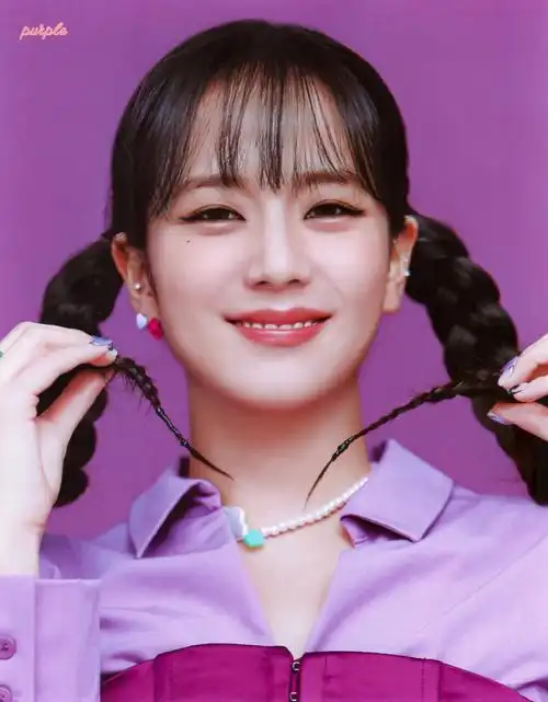 金智秀jisoo日历 紫色 扫图