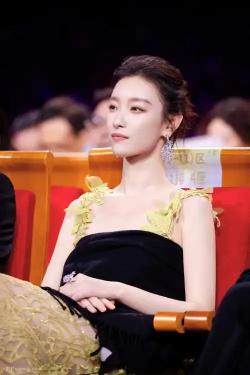 221112@倪妮v金鸡奖颁奖典礼 part.
