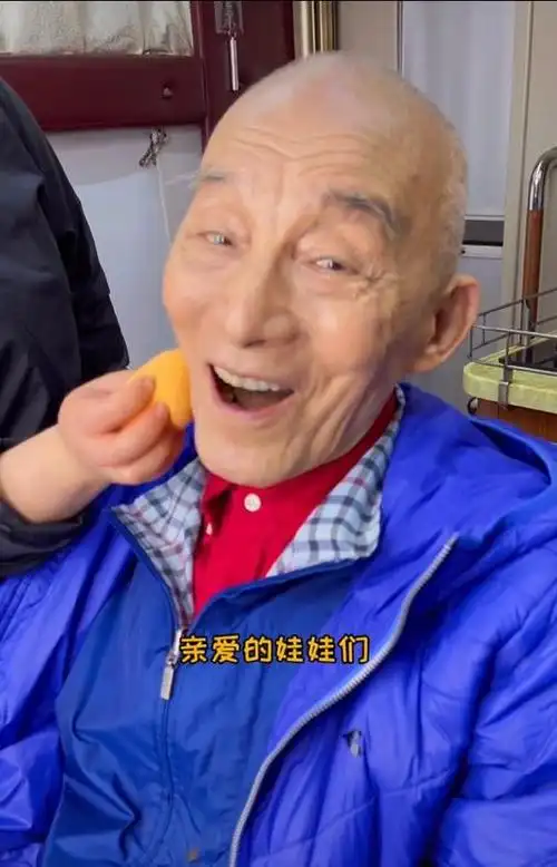 youbenchangan87yearoldplaywrightisthinrecentlyhestill