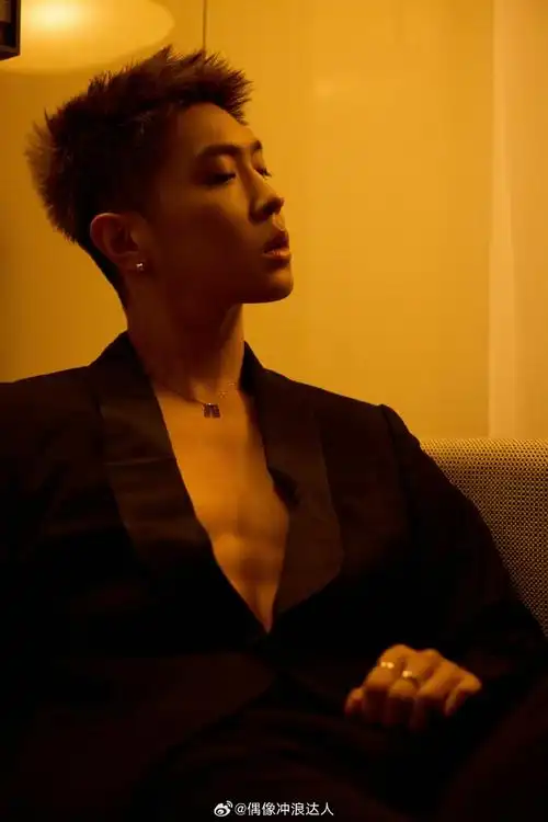 马伯骞骑马好野