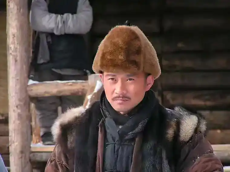 电视剧闯关东扮演震三江,电视剧父母爱情扮演老丁 - 抖音