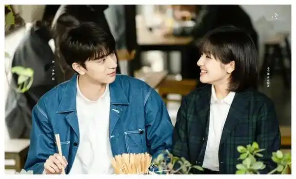 快看看第三,四,五名,哇塞,赵丽颖和林更新的《与凤行》啊,简直嗨翻了!