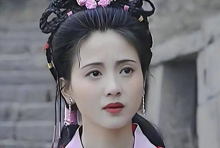 56岁的陶慧敏美了一辈子,入行以来从不接吻戏,嫁给初恋恩爱至今