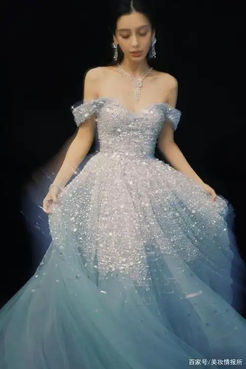 ab杨颖复古礼服气质直逼天仙