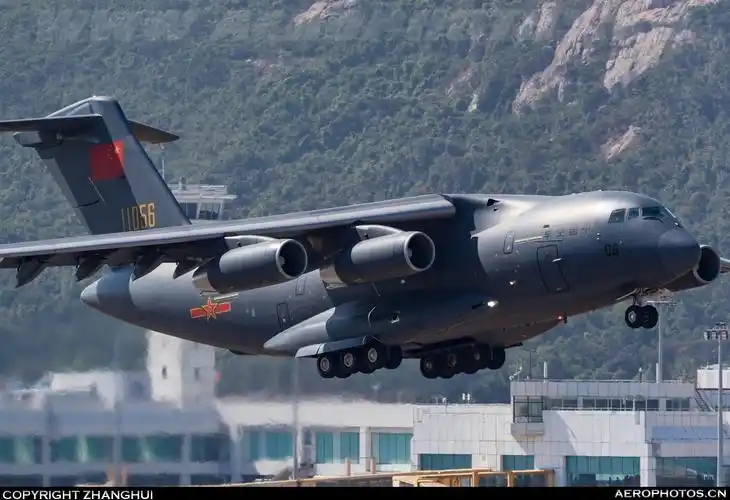 运-20- 中国航空图库(www.aerophotos.com)