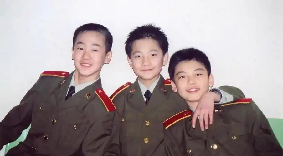 论杨洋特战荣耀,沈腾,沙溢军艺三校草的军旅颜值有多高?